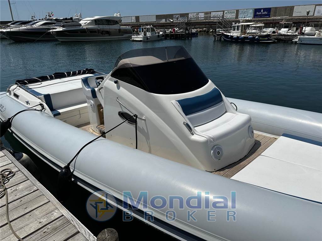 NAUTICA LED 33' GS EFB