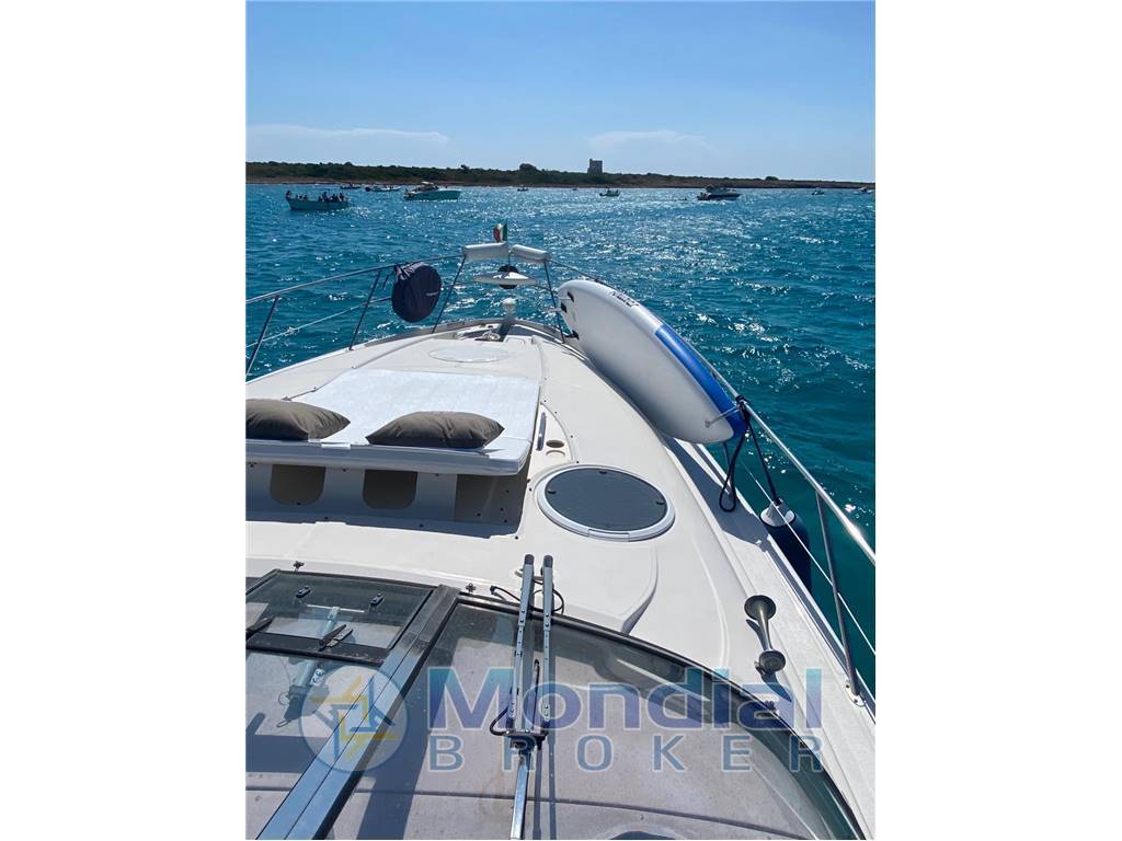 REGAL YACHTS 4260 Commodore