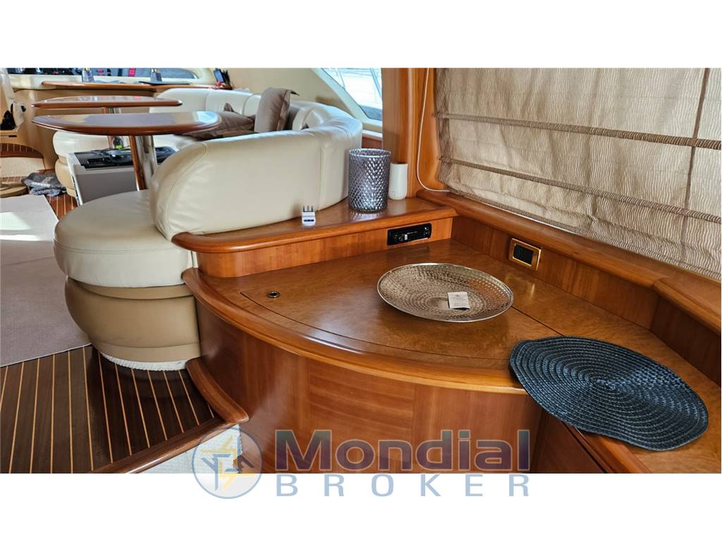 AZIMUT 62' EVO
