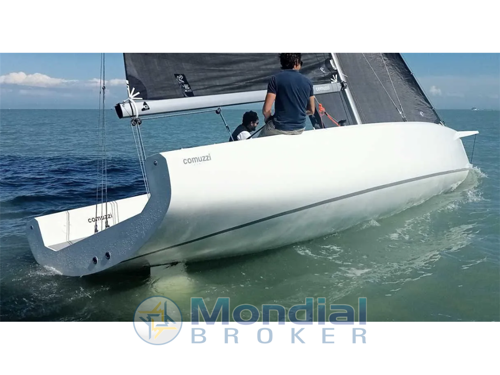 COMUZZI YACHTS C32 Sport (demo)