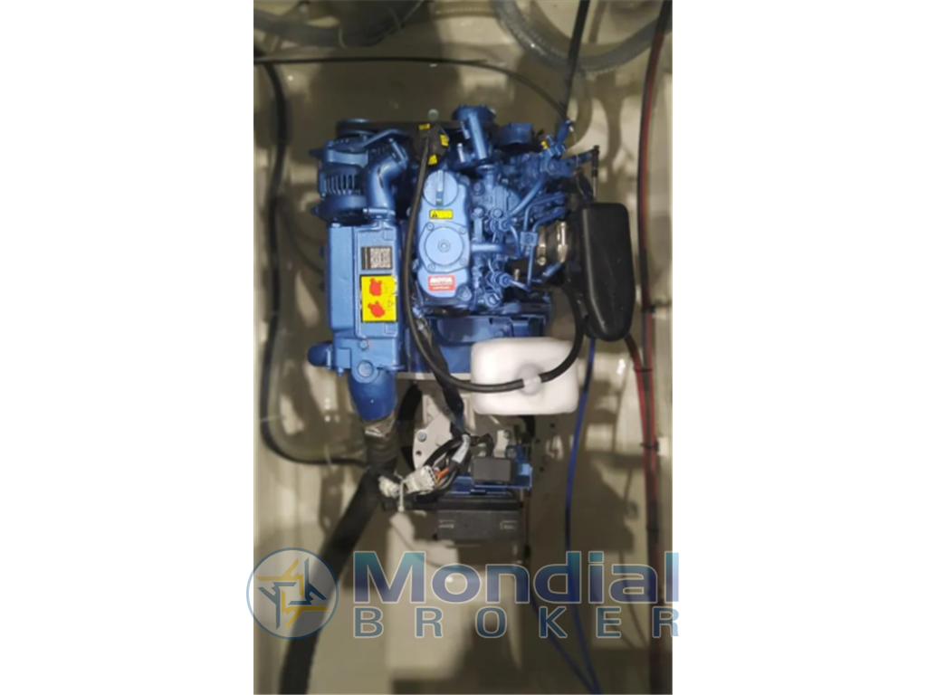 COMUZZI YACHTS C32 Sport (demo)