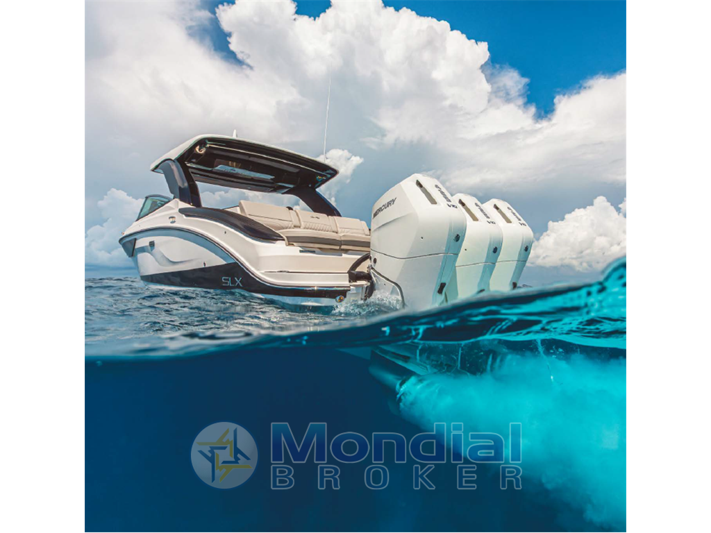 SEA RAY SLX® 360 Outboard