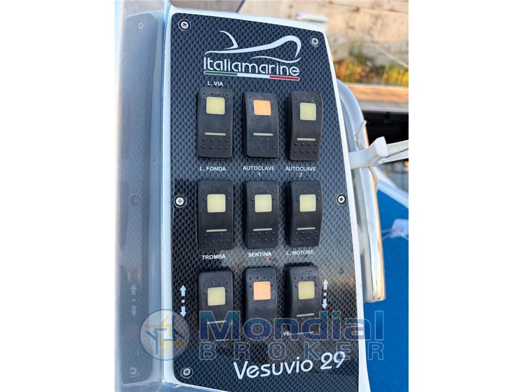ITALIAMARINE VESUVIO 29'