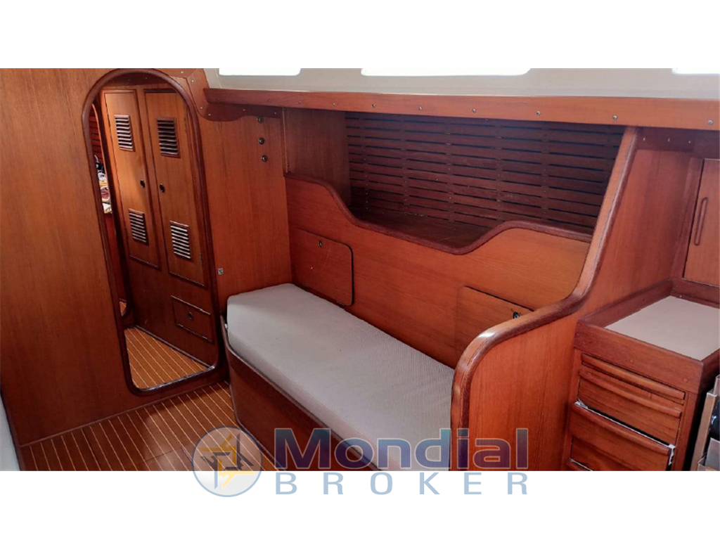 NAUTOR SWAN 38' S&S