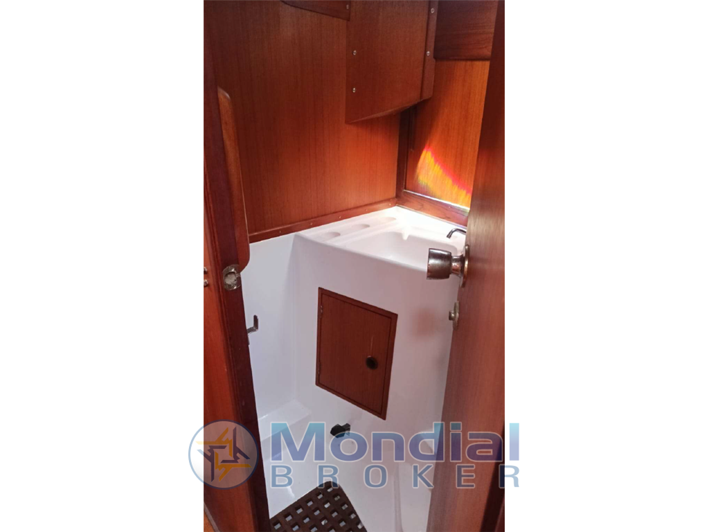 NAUTOR SWAN 38' S&S