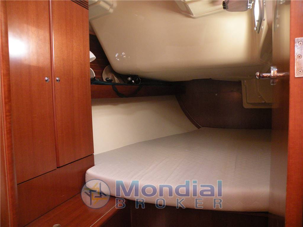 DUFOUR 40' Performance