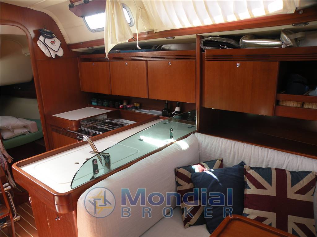 DUFOUR 40' Performance