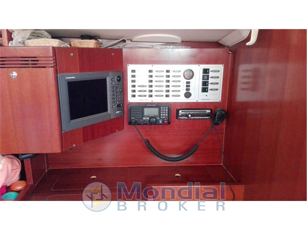 DUFOUR 40' Performance