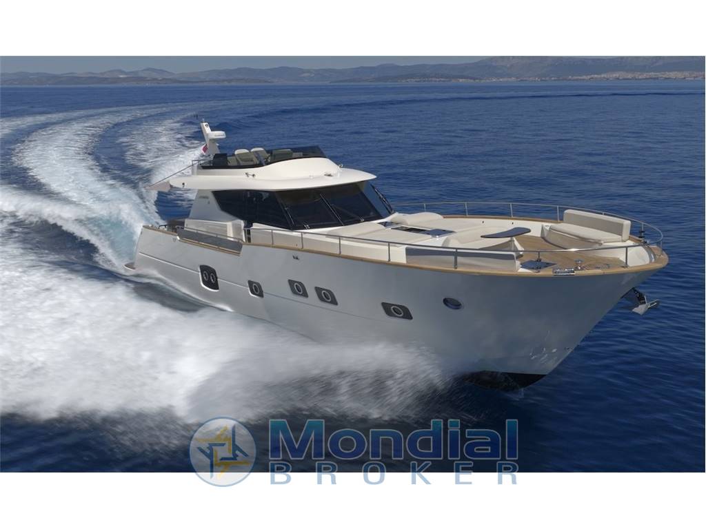 MONACHUS YACHTS 70' Fly