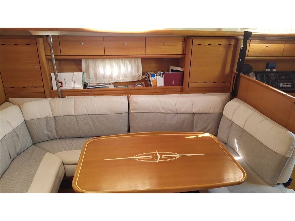 Bavaria 42 Cruiser J&J design