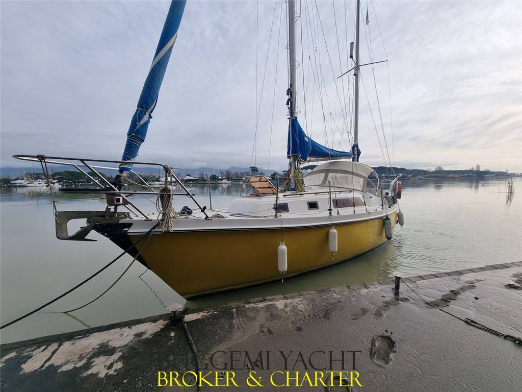 INTERYACHT VAGABOND 33 KETCH
