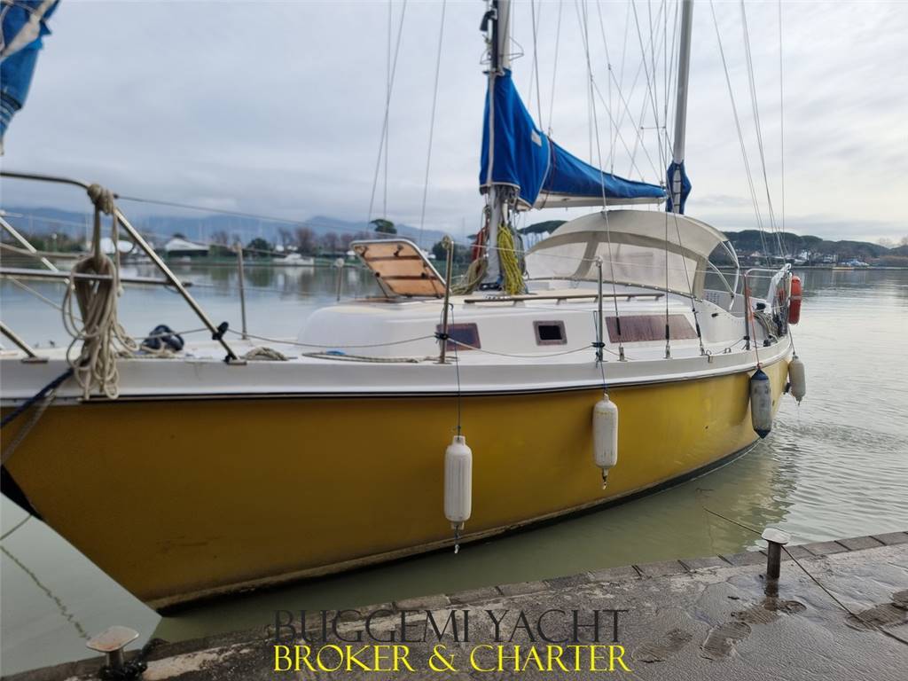 INTERYACHT VAGABOND 33 KETCH