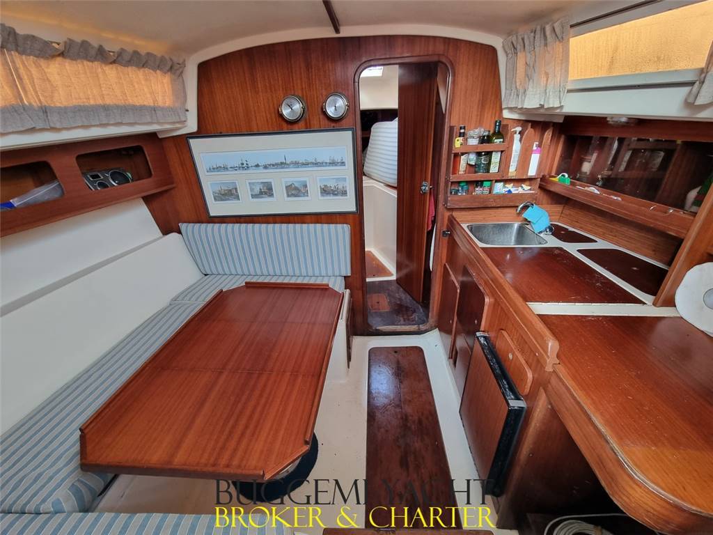 INTERYACHT VAGABOND 33 KETCH