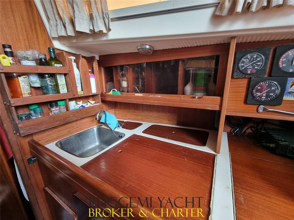 INTERYACHT VAGABOND 33 KETCH