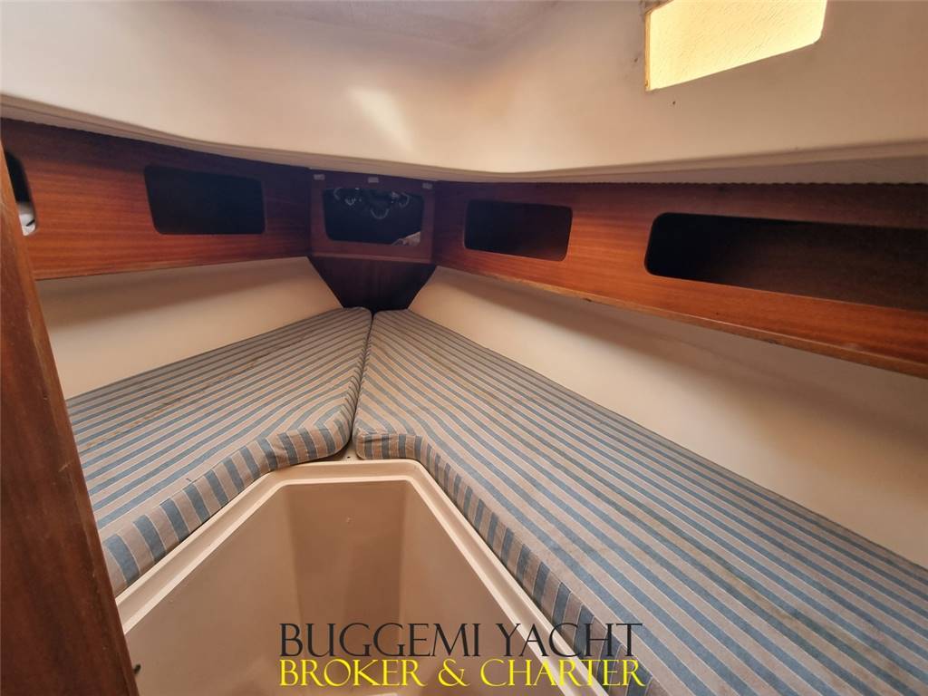 INTERYACHT VAGABOND 33 KETCH