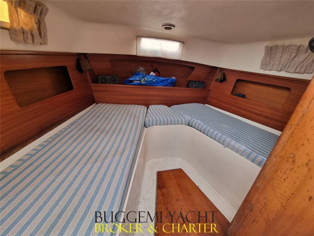 INTERYACHT VAGABOND 33 KETCH