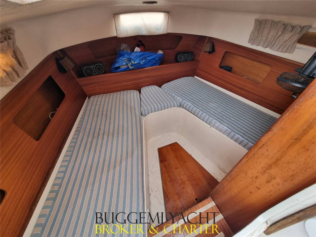 INTERYACHT VAGABOND 33 KETCH