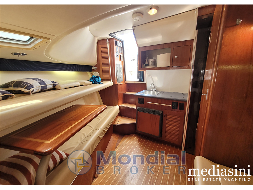 Pursuit OFFSHORE 3000