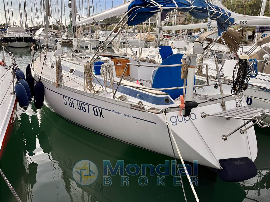 Cantieri del Pardo Grand Soleil 39