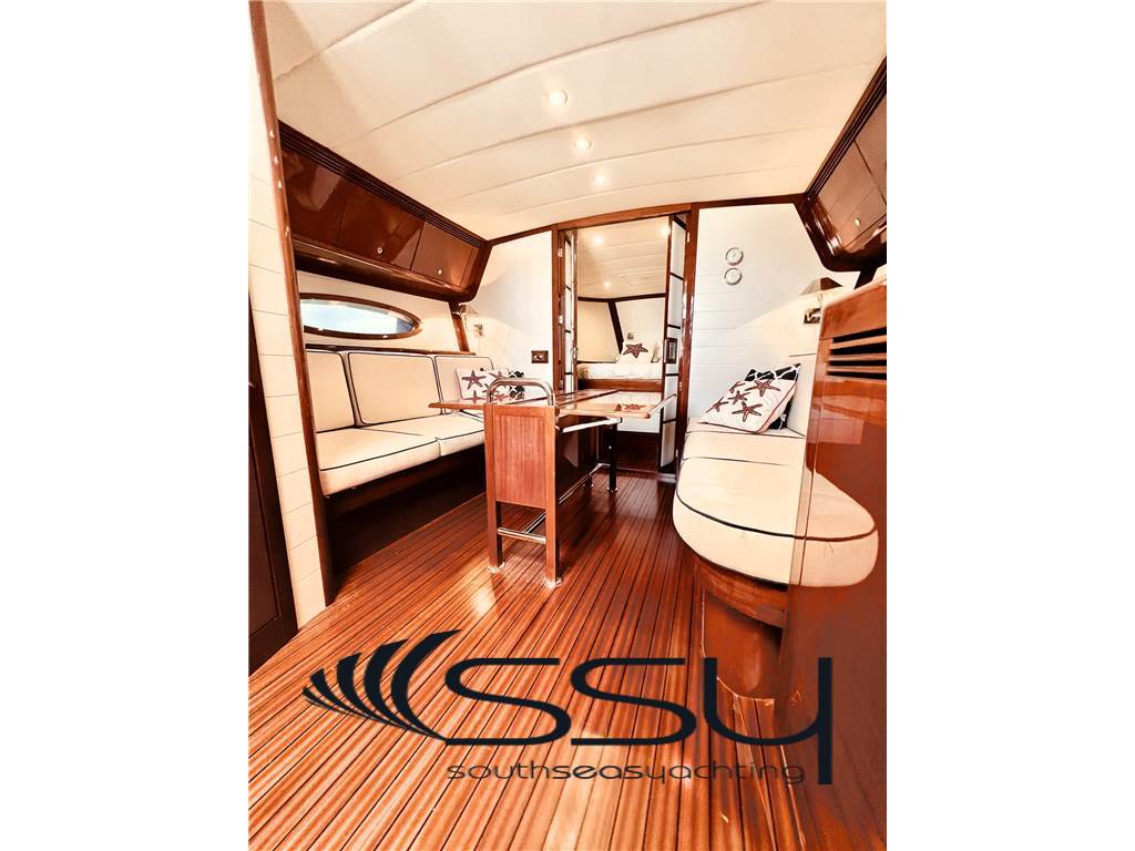 CAMPER & NICHOLSONS ENDEAVOUR 42