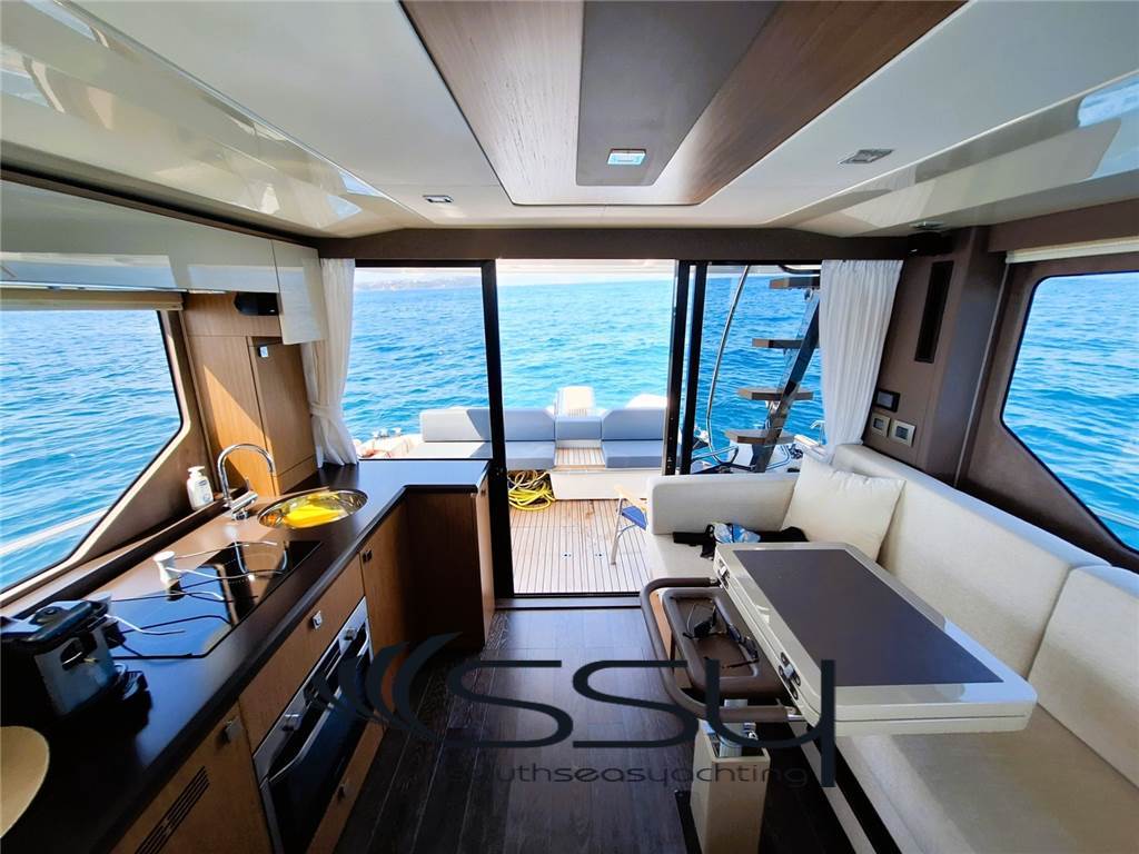 CRANCHI T43 Eco Trawler
