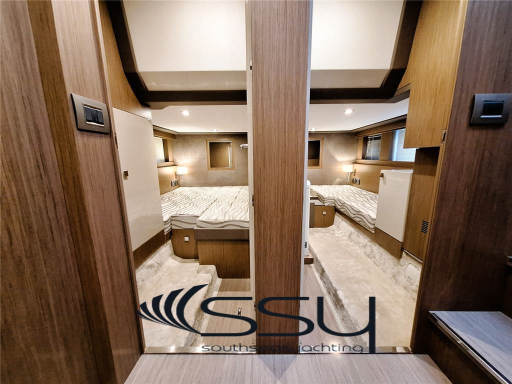 CRANCHI T43 Eco Trawler