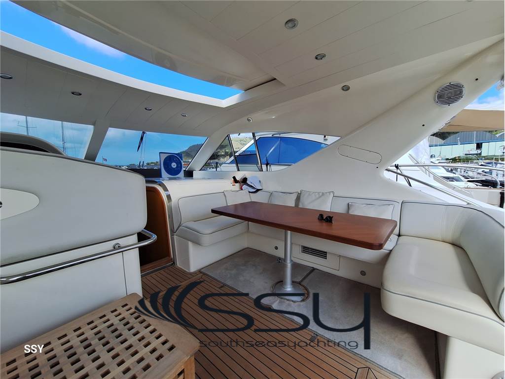 UNIESSE 48 HARD TOP