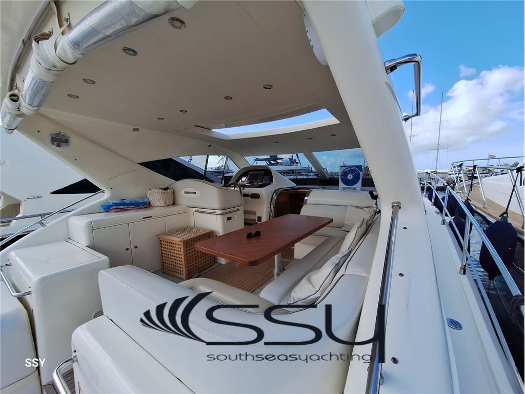 UNIESSE 48 HARD TOP