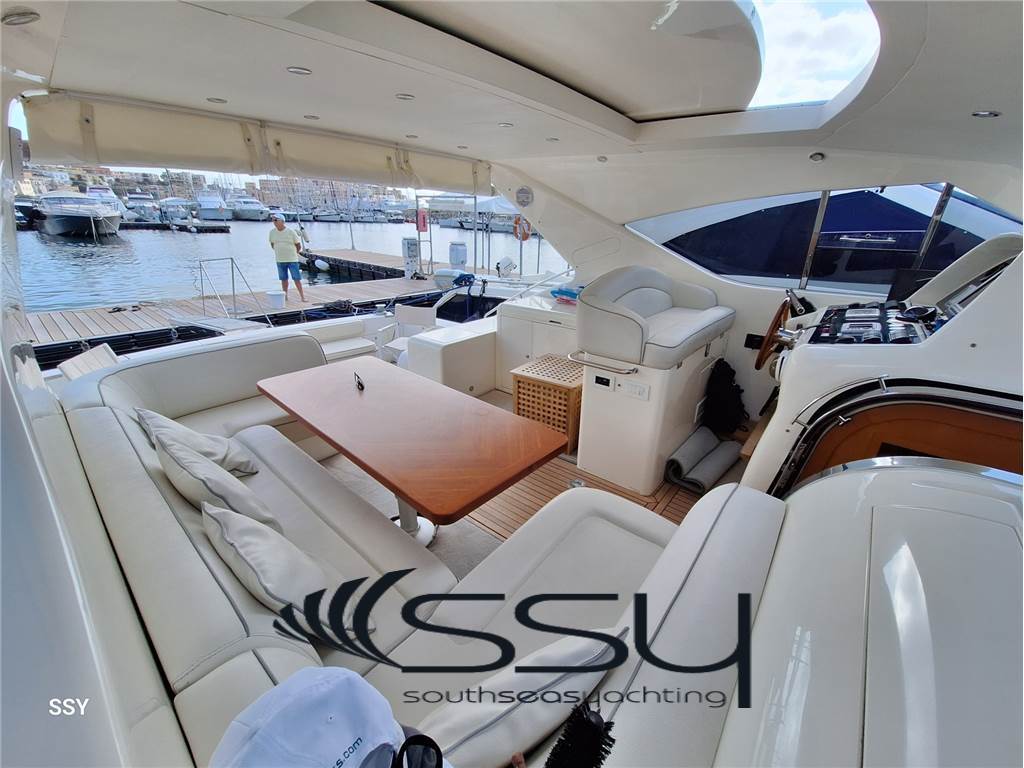 UNIESSE 48 HARD TOP
