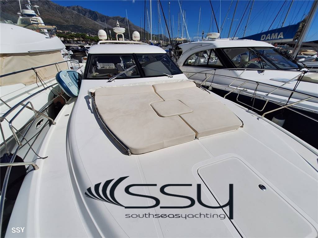UNIESSE 48 HARD TOP