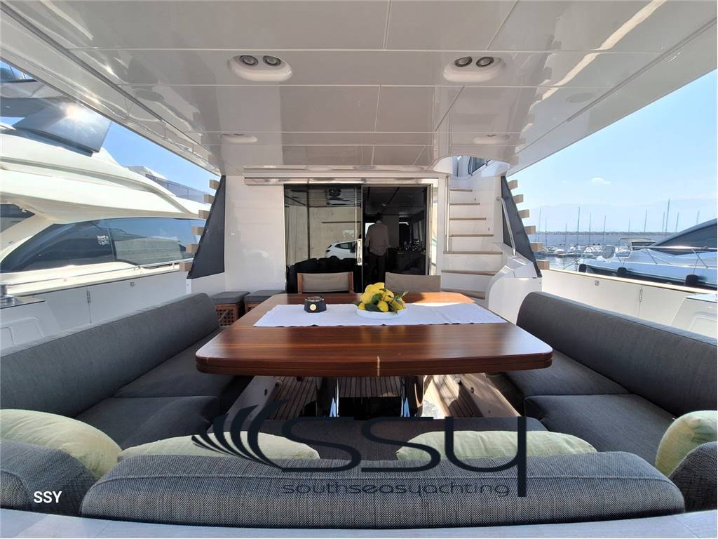AZIMUT MAGELLANO 66