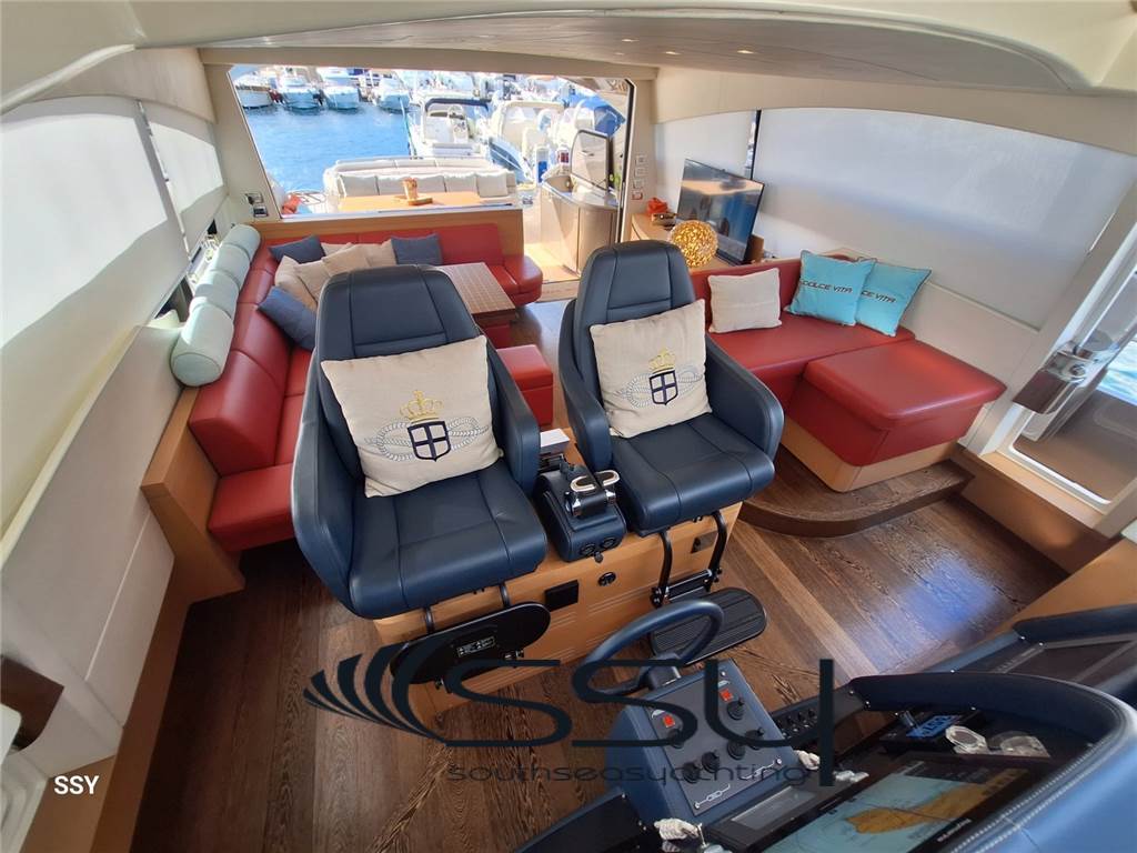 PERSHING 72