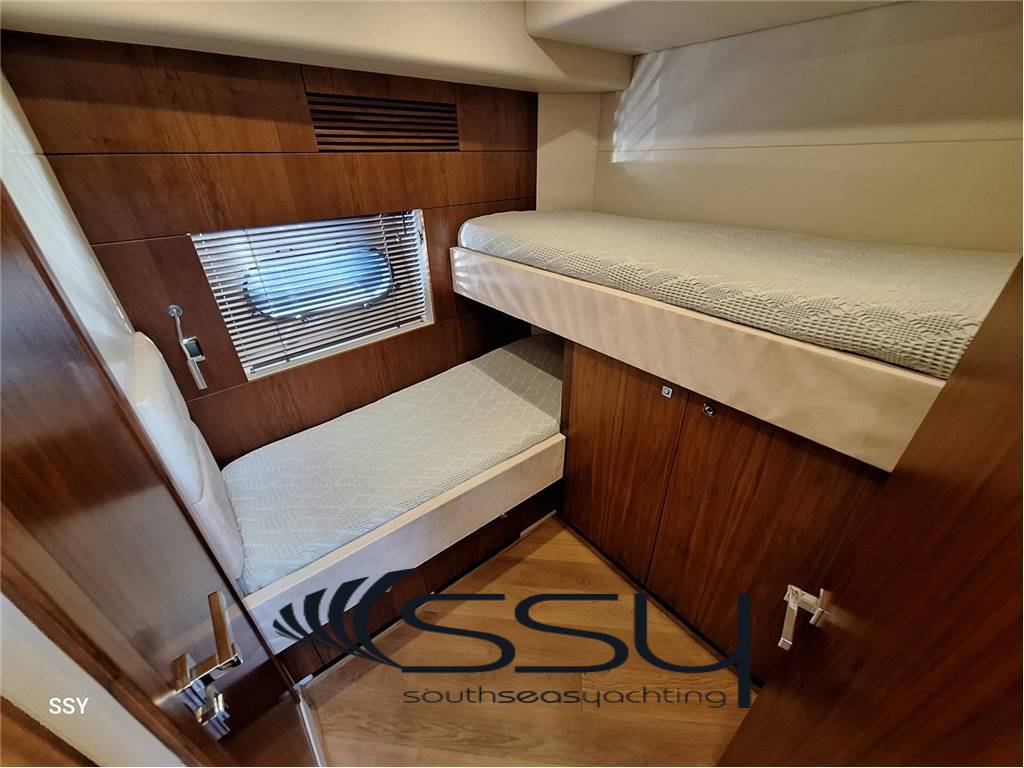 SUNSEEKER PREDATOR 64