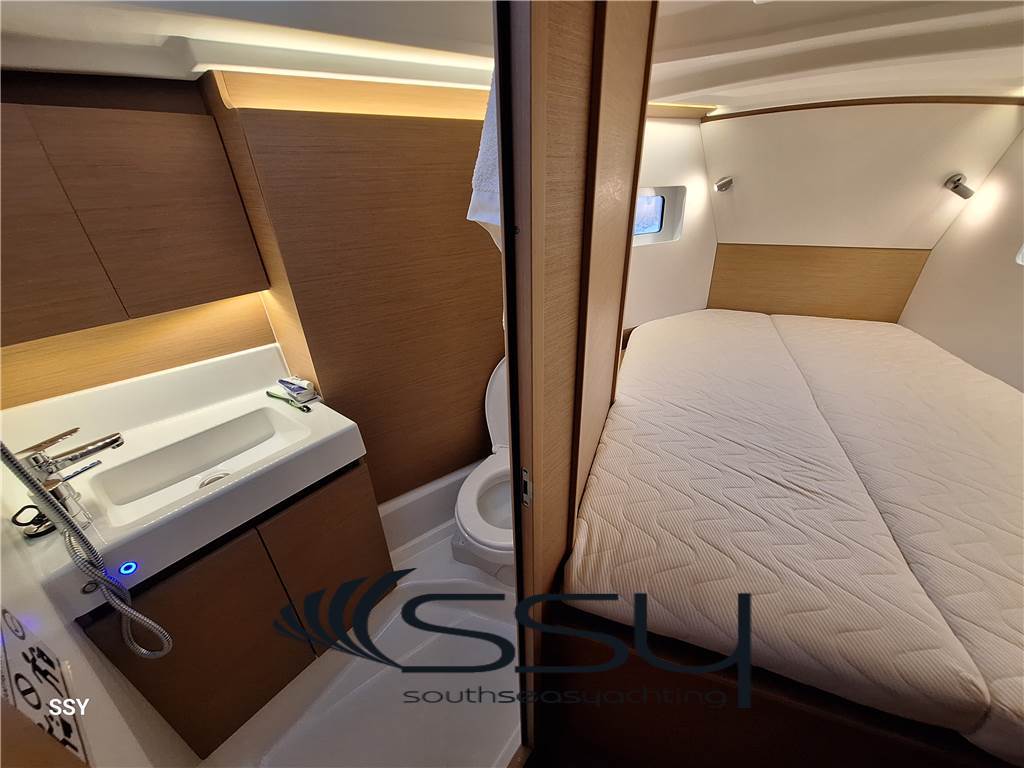 JEANNEAU SUN ODYSSEY 380