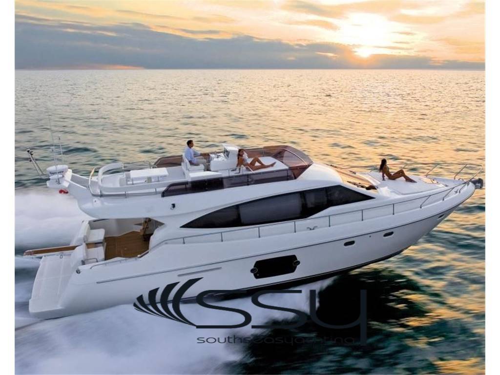 FERRETTI 530
