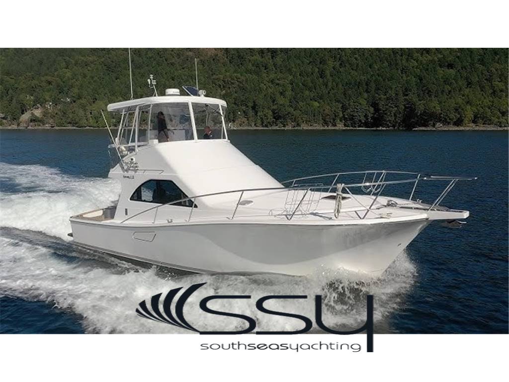 CABO YACHT 43 Flybridge