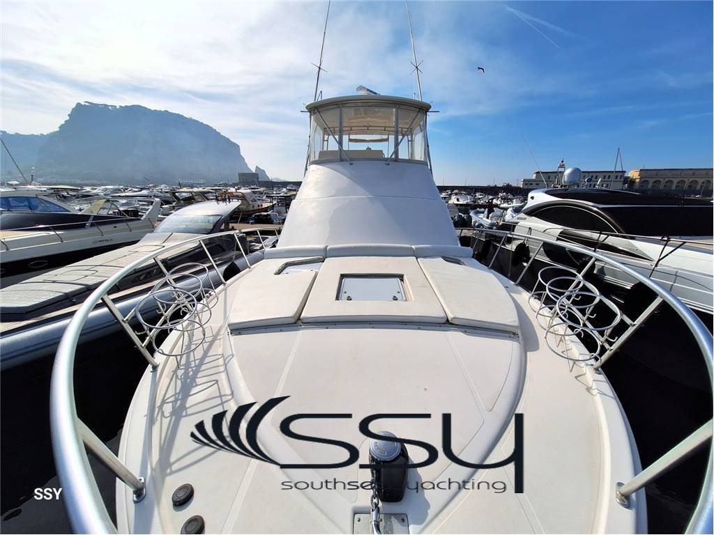 CABO YACHT 43 Flybridge