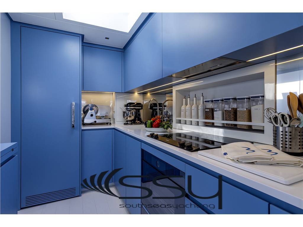 ARCADIA YACHTS SHERPA 80 XL