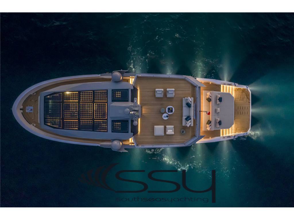 ARCADIA YACHTS SHERPA 80 XL