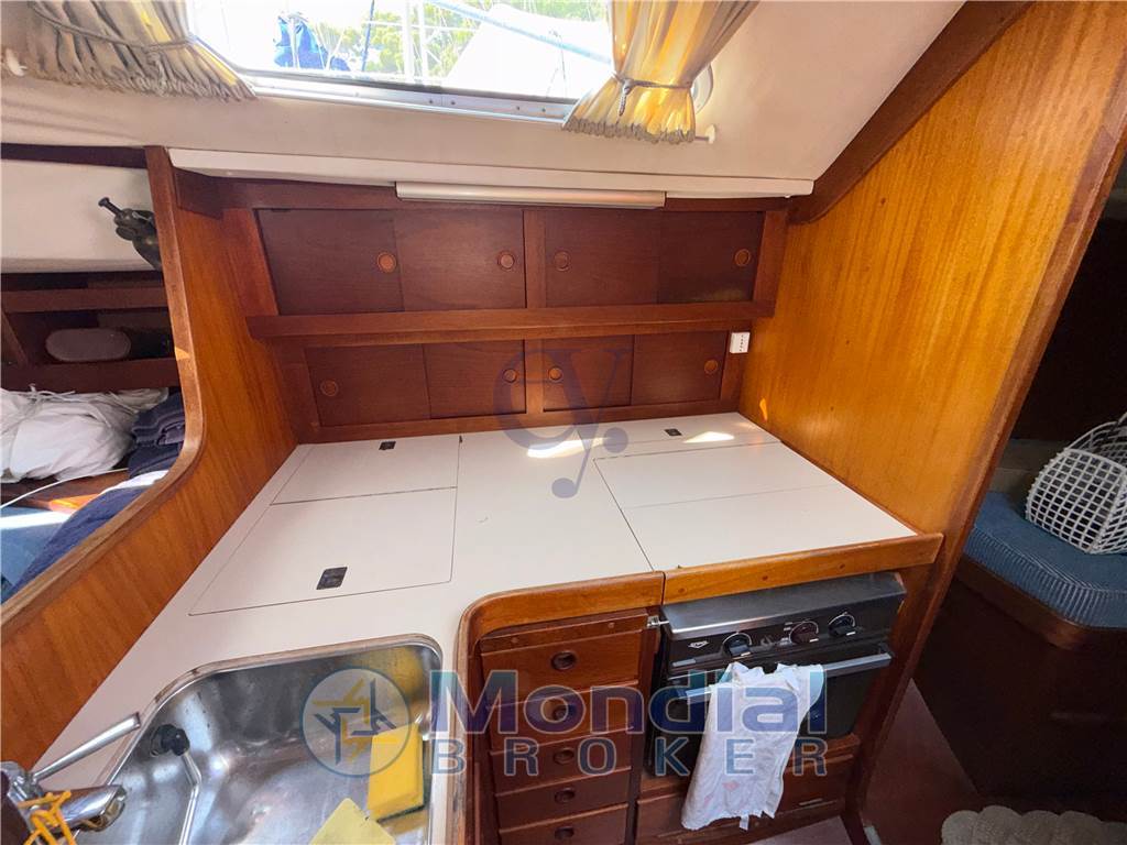 SWEDEN YACHTS C 38