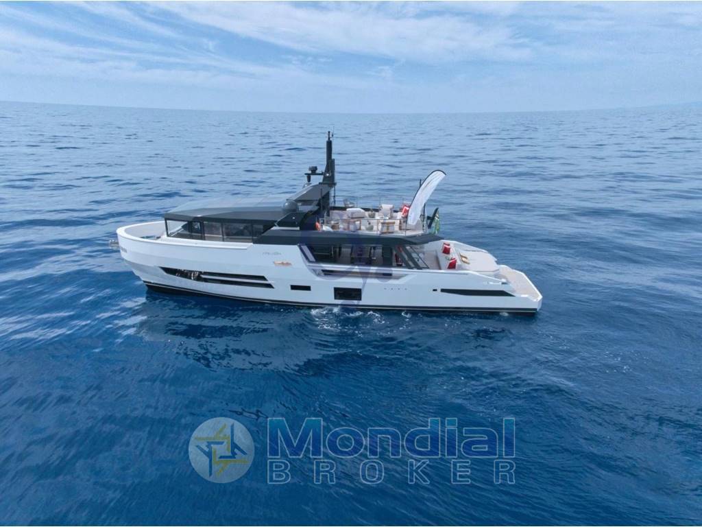 Arcadia Yachts Sherpa 80XL