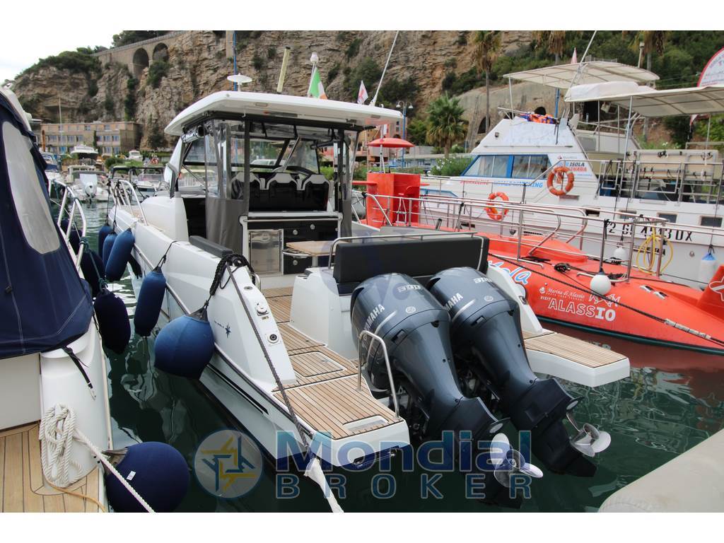 Jeanneau Cap Camarat 10.5 WA