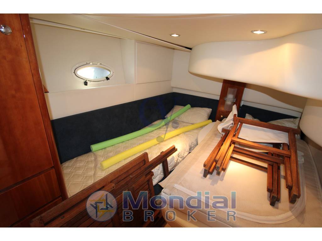 Azimut 42