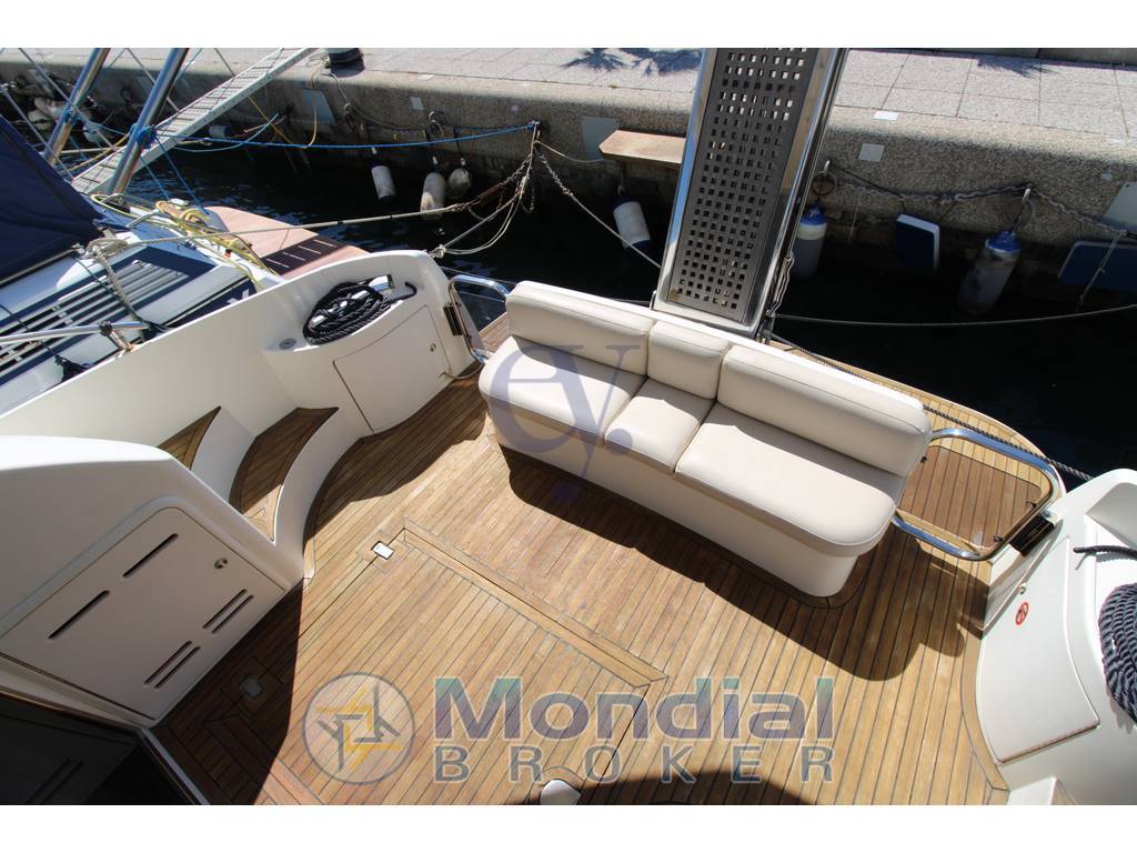 Azimut 42