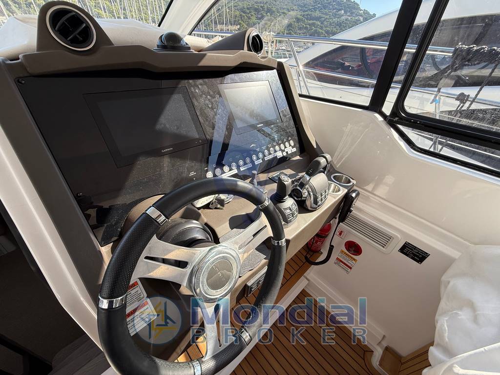 Azimut Atlantis 45