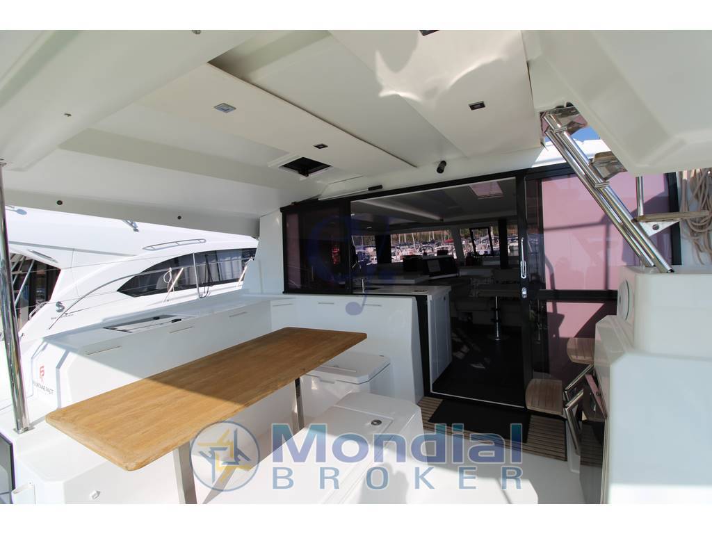 Fountaine Pajot Astréa 42