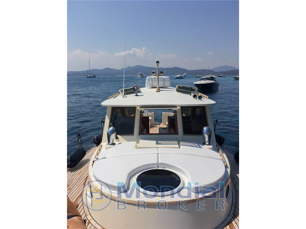 Rose Island Lobster 38