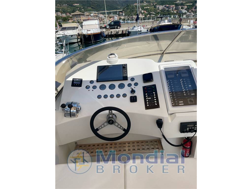 Magnum Marine 40' Sport