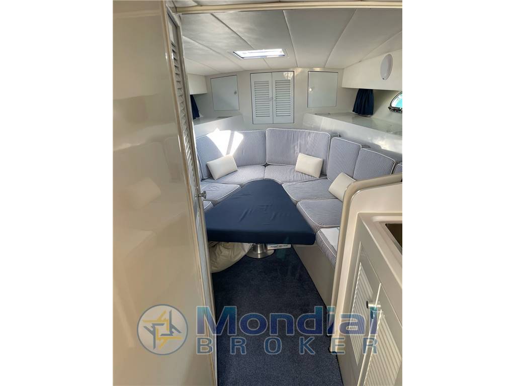 Magnum Marine 40' Sport