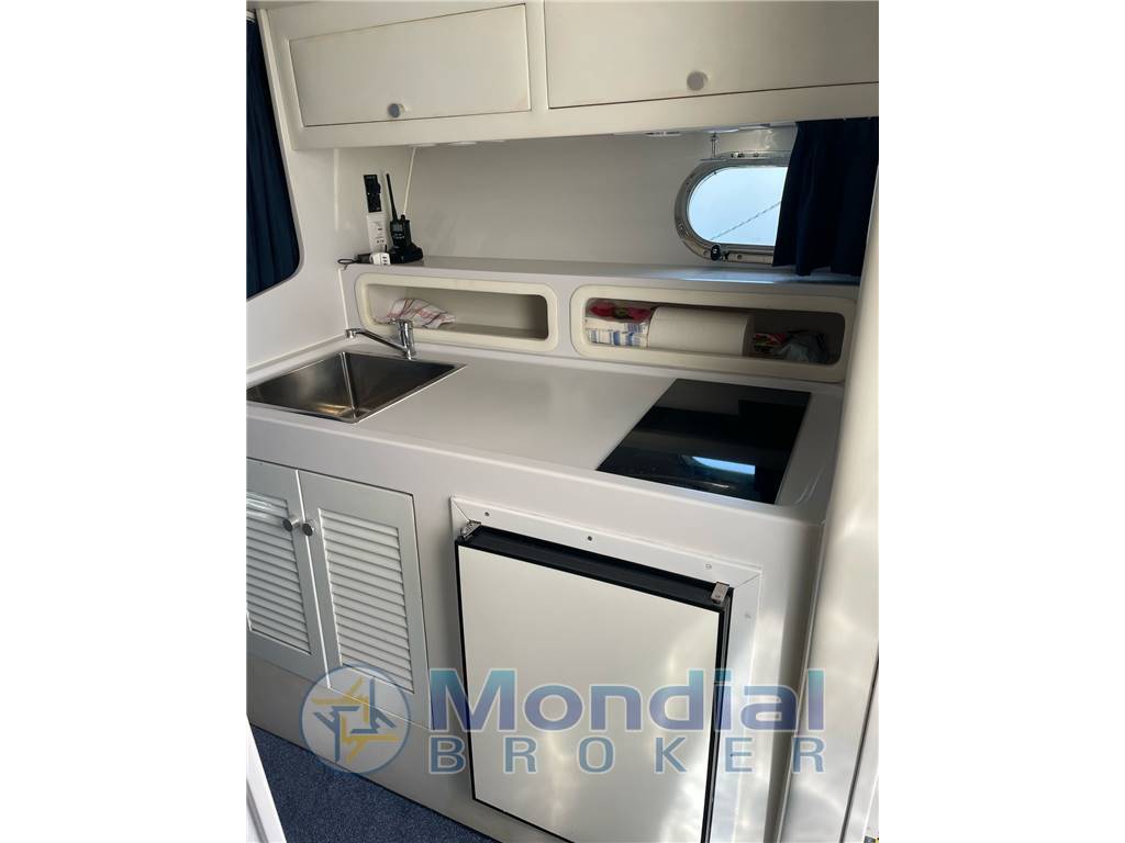 Magnum Marine 40' Sport